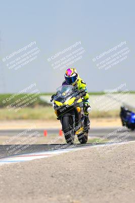 media/Aug-06-2023-TrackDaz (Sun) [[ac7f4f6367]]/C Group/wheelie bump/